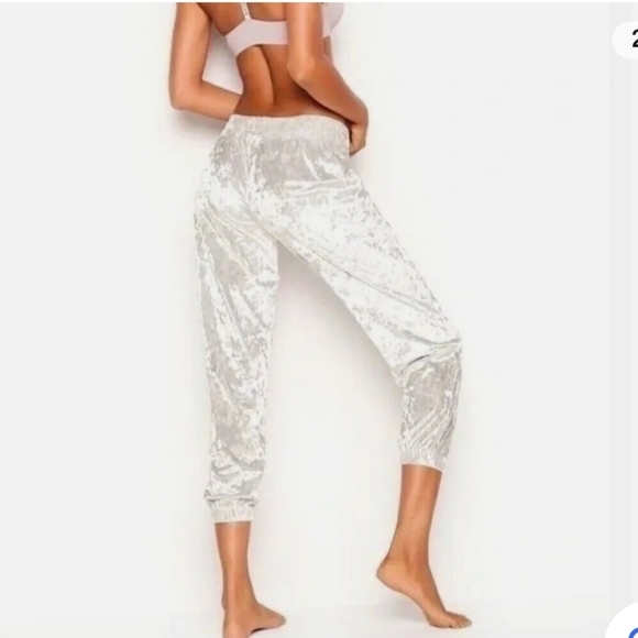 Victoria's Secret crushed velvet joggers, pants,‎ S - Picture 2 of 13